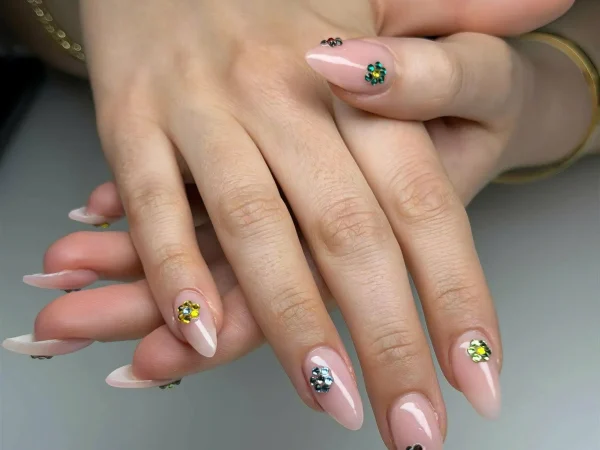 helen-nails-spa-jersey-city-manicure-1